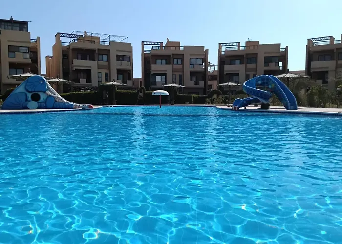 Blue Bay Sokhna Aqua Park Families Only مارسيليا بلوباي اسيا السخنه