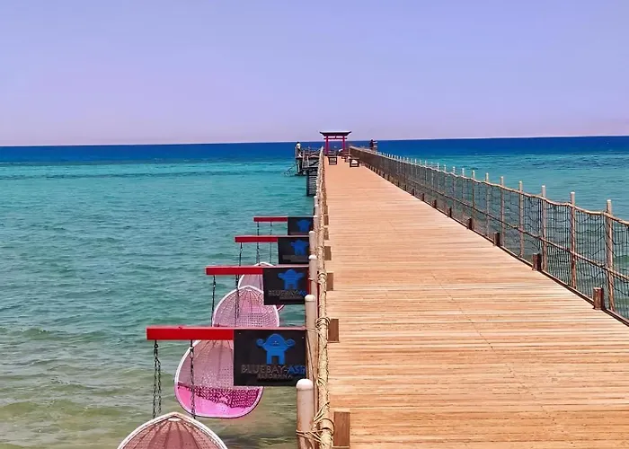 Blue Bay Sokhna Aqua Park Families Only مارسيليا بلوباي اسيا السخنه